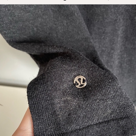 Lululemon Daya knit tee - Picture 4 of 8